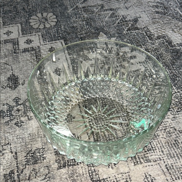 Vintage 1960s Made in France Arcoroc Glass  Serving Bowl Decorative Bowl 8” - Picture 2 of 5